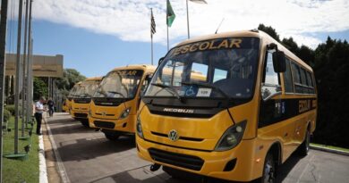 Itapecerica, Embu-Guaçu, Juquitiba e São Lourenço da Serra recebem novos ônibus escolares do governo de SP