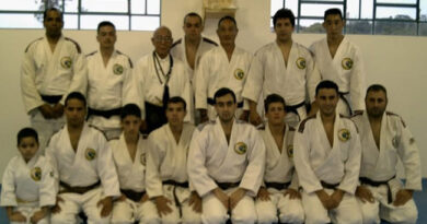 ACEAJ de Itapecerica da Serra há 29 anos formando cidadãos e campeões