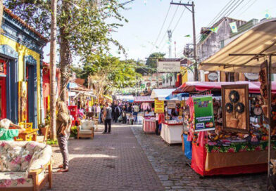 ALERTA CULTURAL: Prazo final para expositores e prévia do Natal Iluminado em Embu das Artes