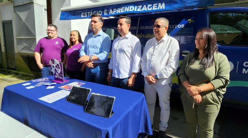 CIEE em Movimento chega a Itapecerica da Serra com oportunidades de estágio e inserção no mercado de trabalho