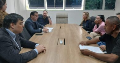 Câmara e Prefeitura prejudicam servidores com Lei que dificulta e diminui valor da aposentadoria