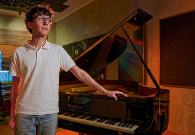 Jovem e talentoso pianista de Taboão da Serra, Victor Souza lança novo EP e videoclipe instrumentais