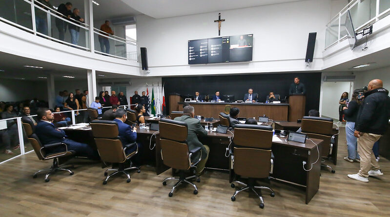 Câmara de Taboão da Serra aprova oito projeto em Sessão